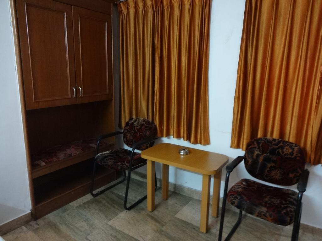 Chinna's Residency 2* Bangalore