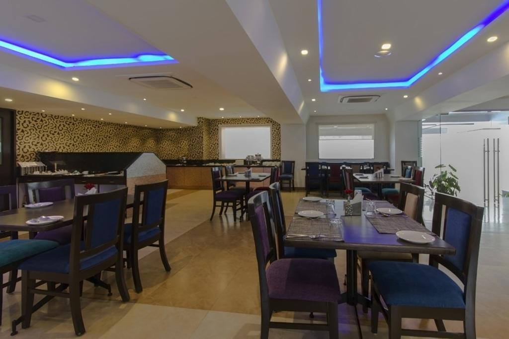 Akshaya Aura Hotel