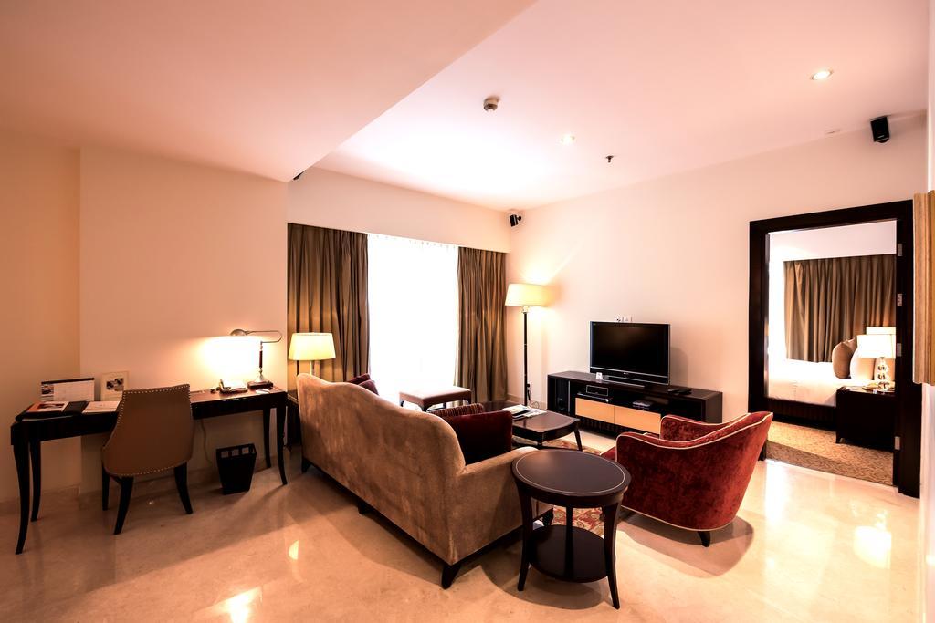 Oakwood Premier Prestige 5* Bangalore