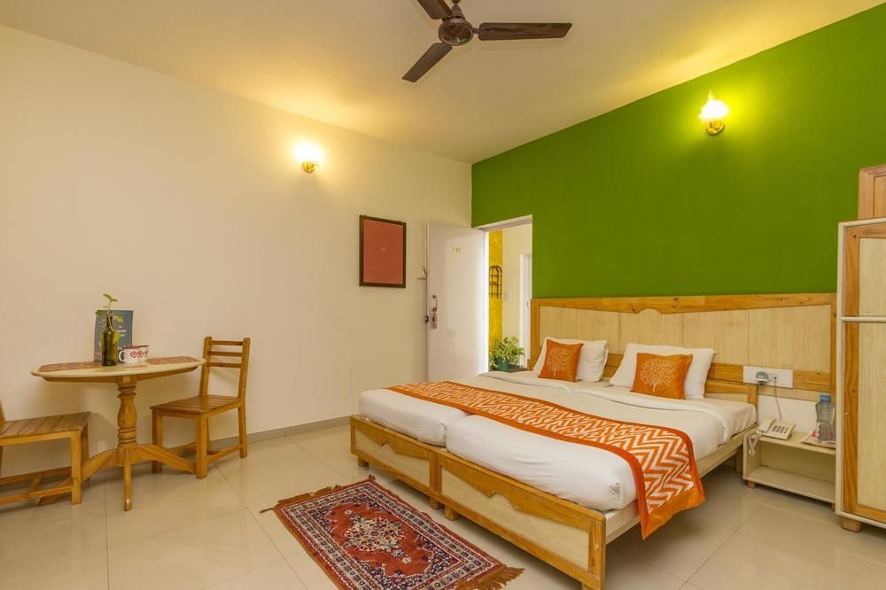 Capital O 333 Crystal Homes 3*
