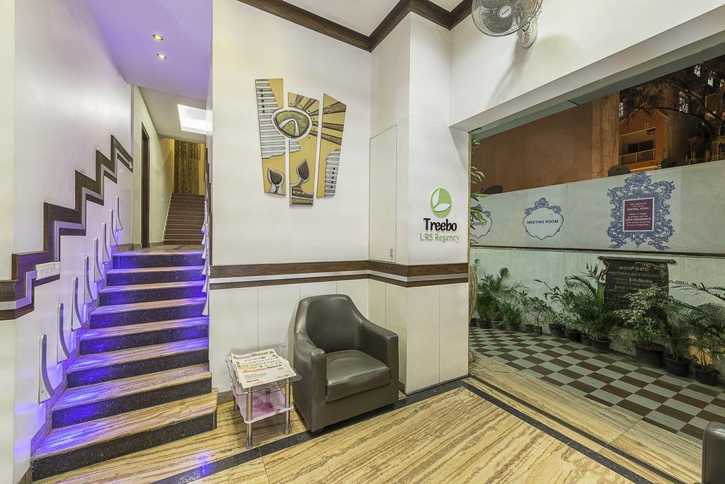 Hotel Treebo Trip Grand Regency 3*