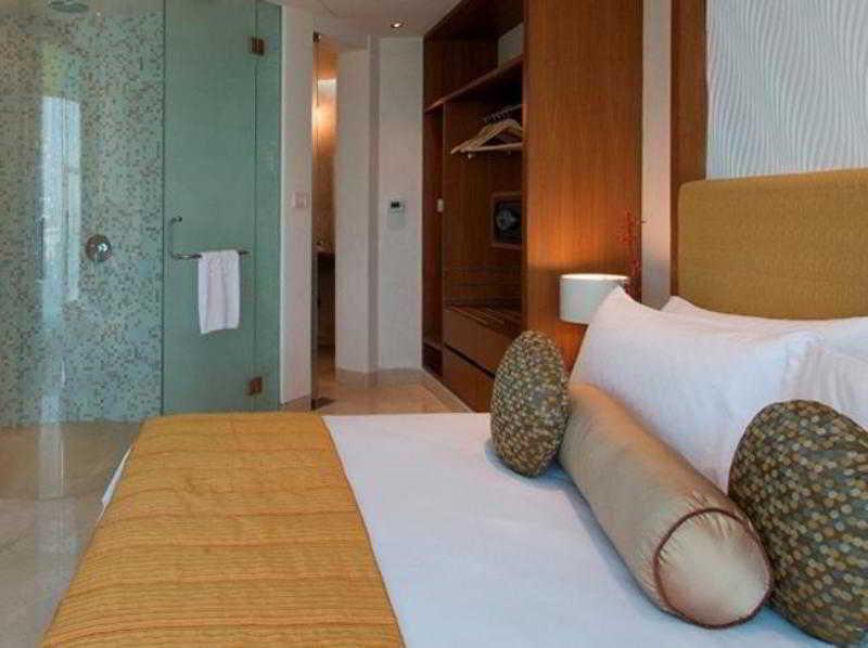 Vivanta Bengaluru, Whitefield Hotel