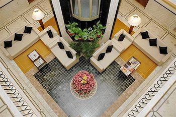 Hm & Aparthotel 3*