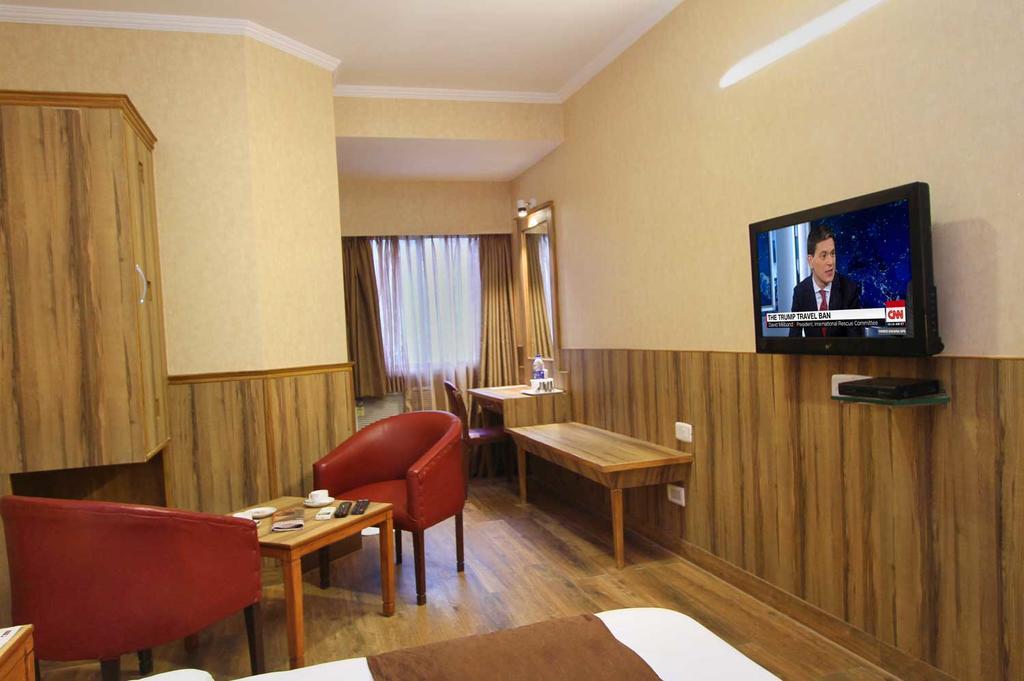 Hotel Empire International Church Street 3*