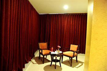 Hotel Treebo Crystal Castle Bangalore