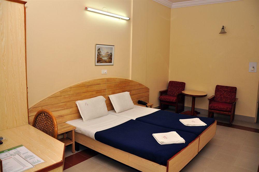 Vellara 3*