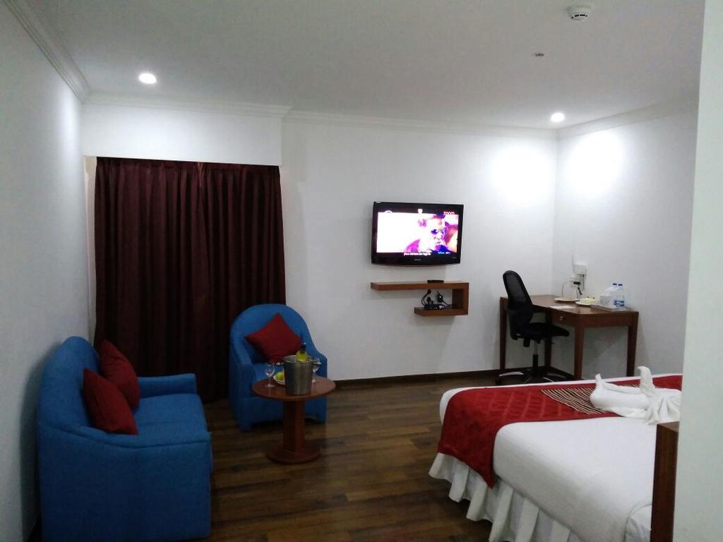 The Royal Comfort Hotel Bangalore