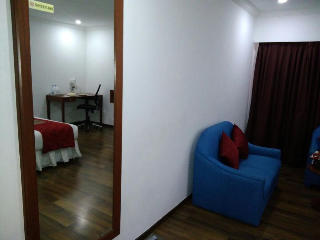 Hotel The Royal Comfort Bangalore