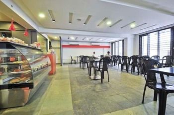 Hotel The Grand Continent Bangalore