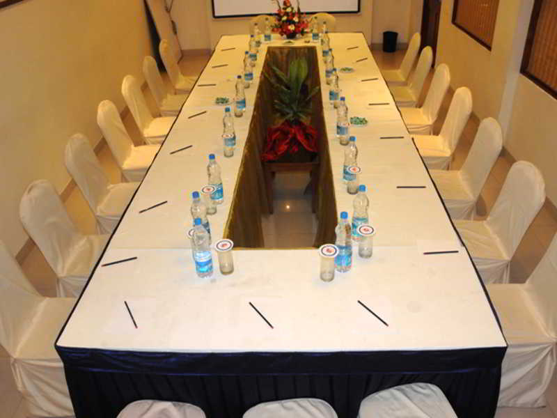 Upar Indiranagar Hotel