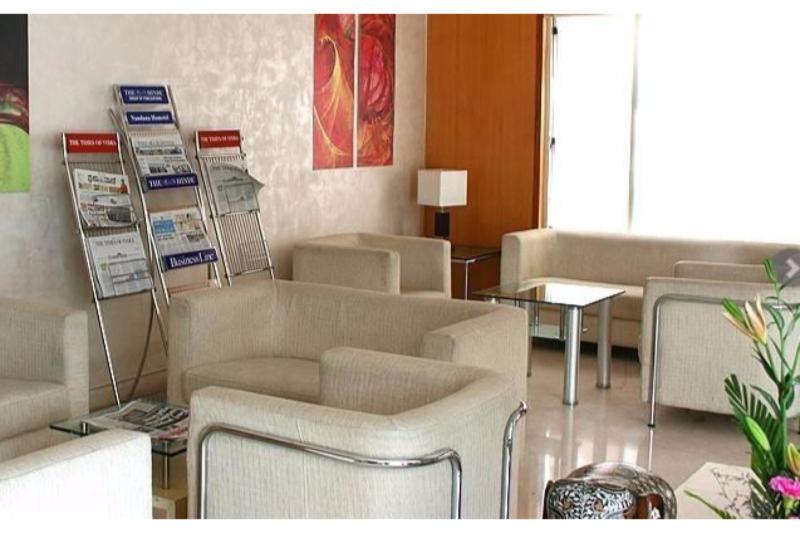 Nandhana Hometel Hotel