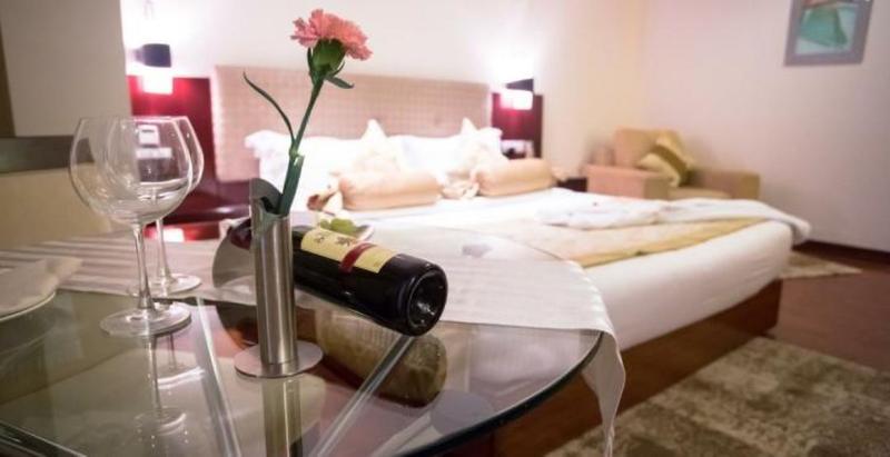 Hotel The Hhi Select 3*