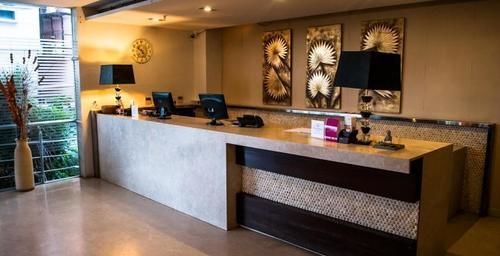 Hotel Lotus Park *