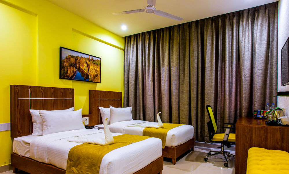 Fabhotel Northern Suites - Kundalahalli Main Road