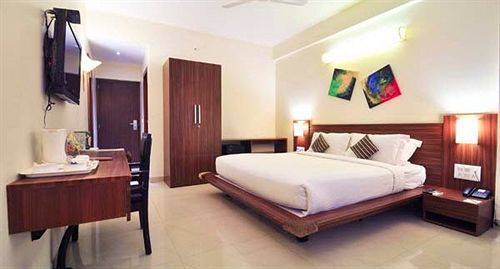 Capital O 14972 Ekaa Hotel