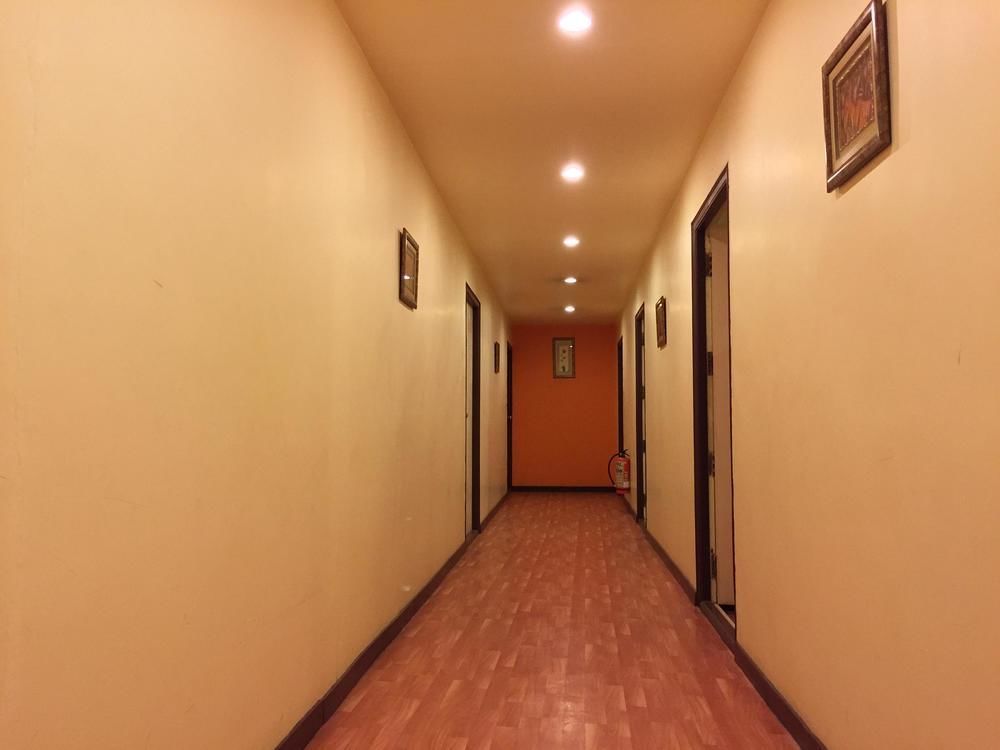 Oyo Jayamahal Road Mg Road Hotel Bangalore