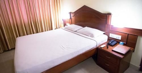 Nandhini - Minerva Circle Hotel 2*