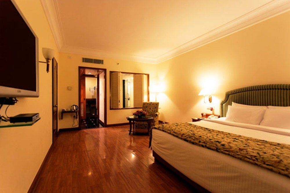 Hotel Royal Orchid 5*