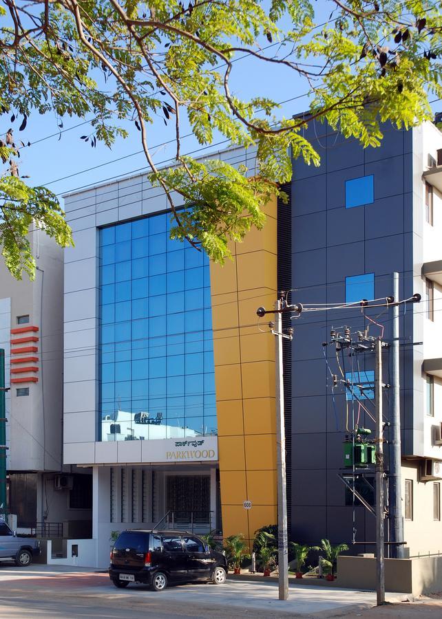 Aparthotel Park Wood Suites-fully Vaccinated Staff Bangalore