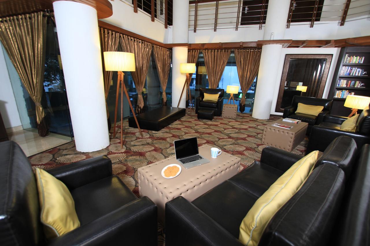 Melange Astris Aparthotel