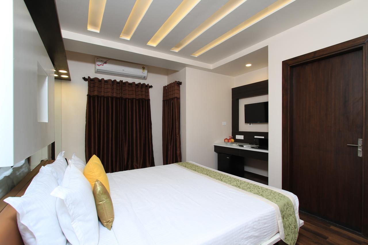 Sovereign Hotel 3*
