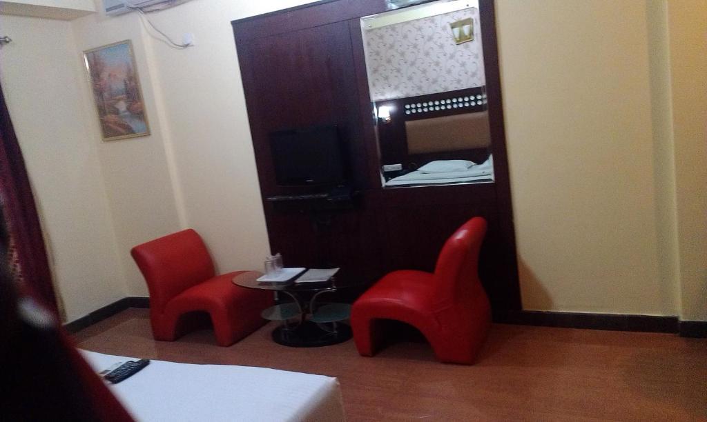 Solitaire Hotel 3*