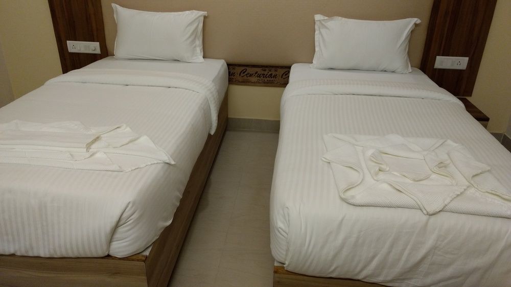 Fabexpress Hibiscus Suites Hebbal 3* Bangalore