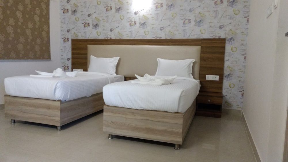 Fabexpress Hibiscus Suites Hebbal Hotel 3*