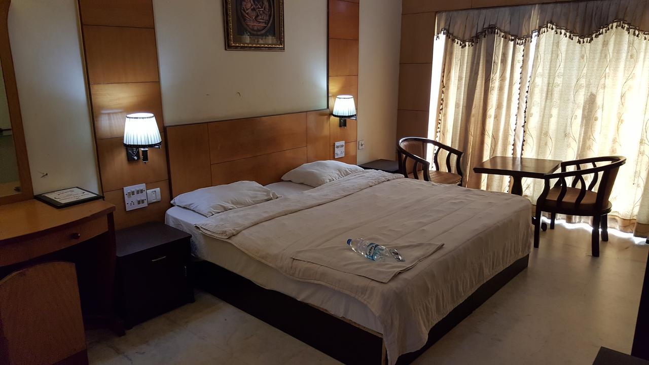 Centaur Hotel 2*