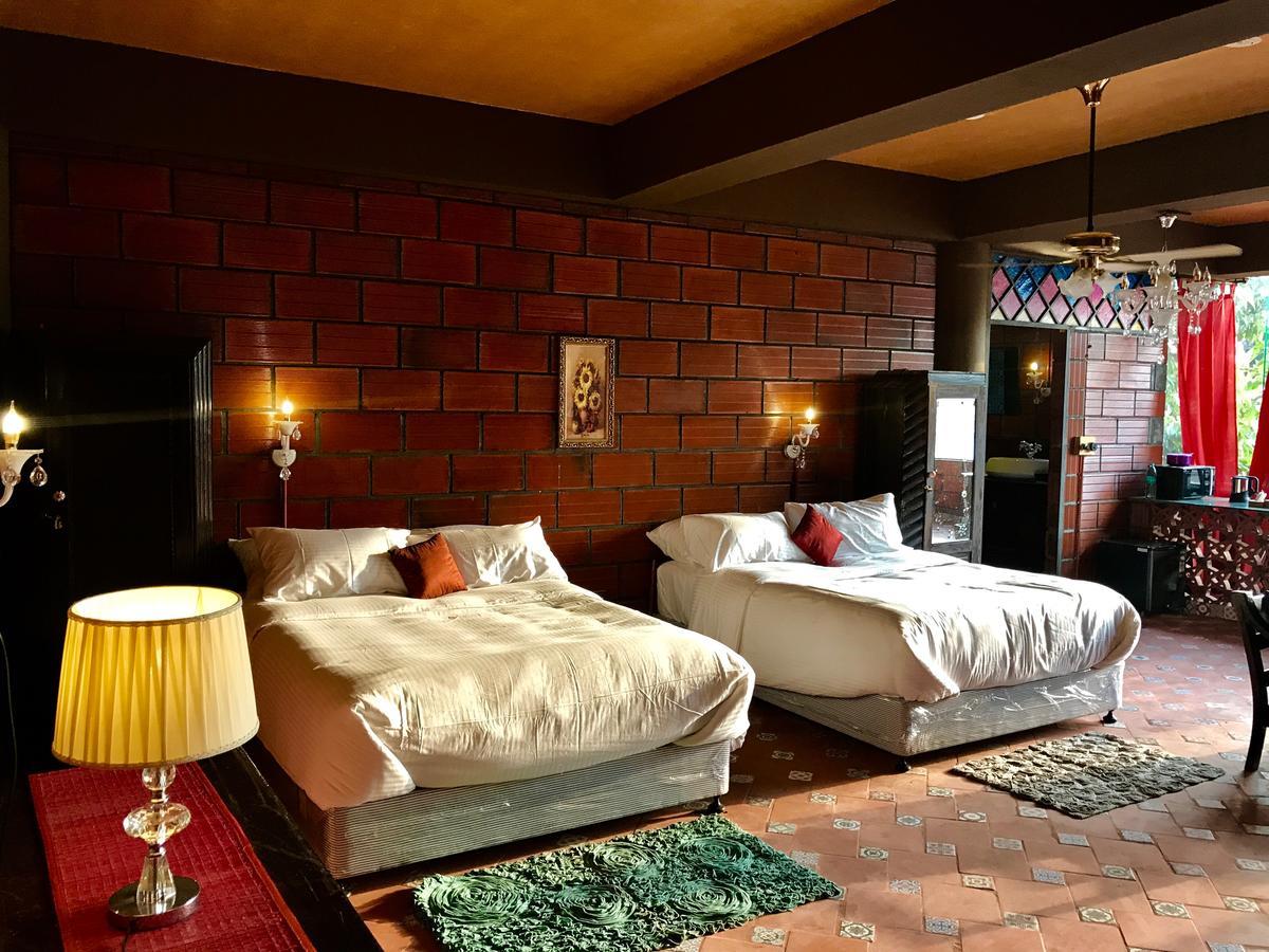 Golden Lotus Boutique Bed & Breakfast 3*