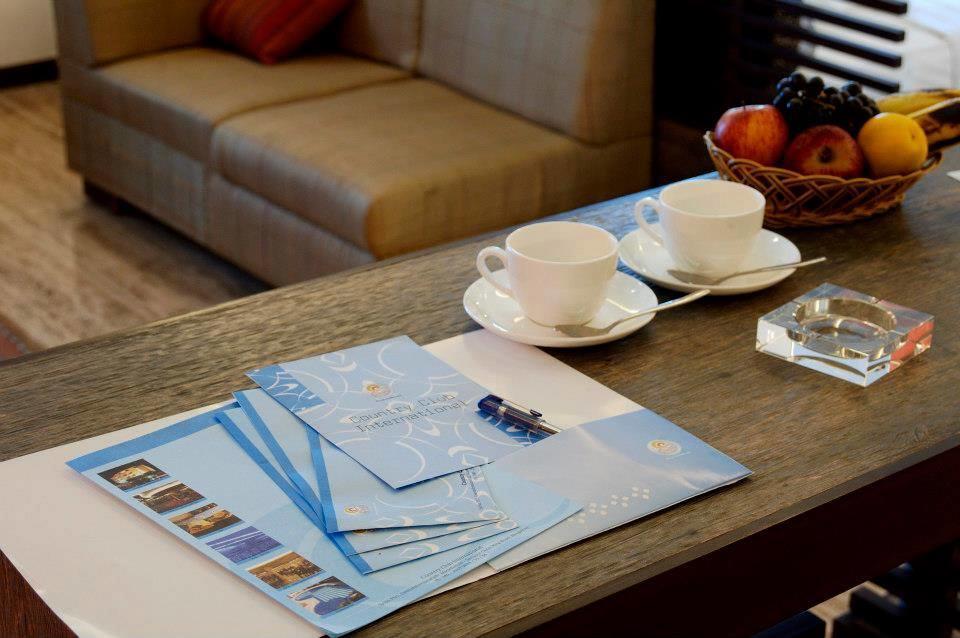 Country Club International