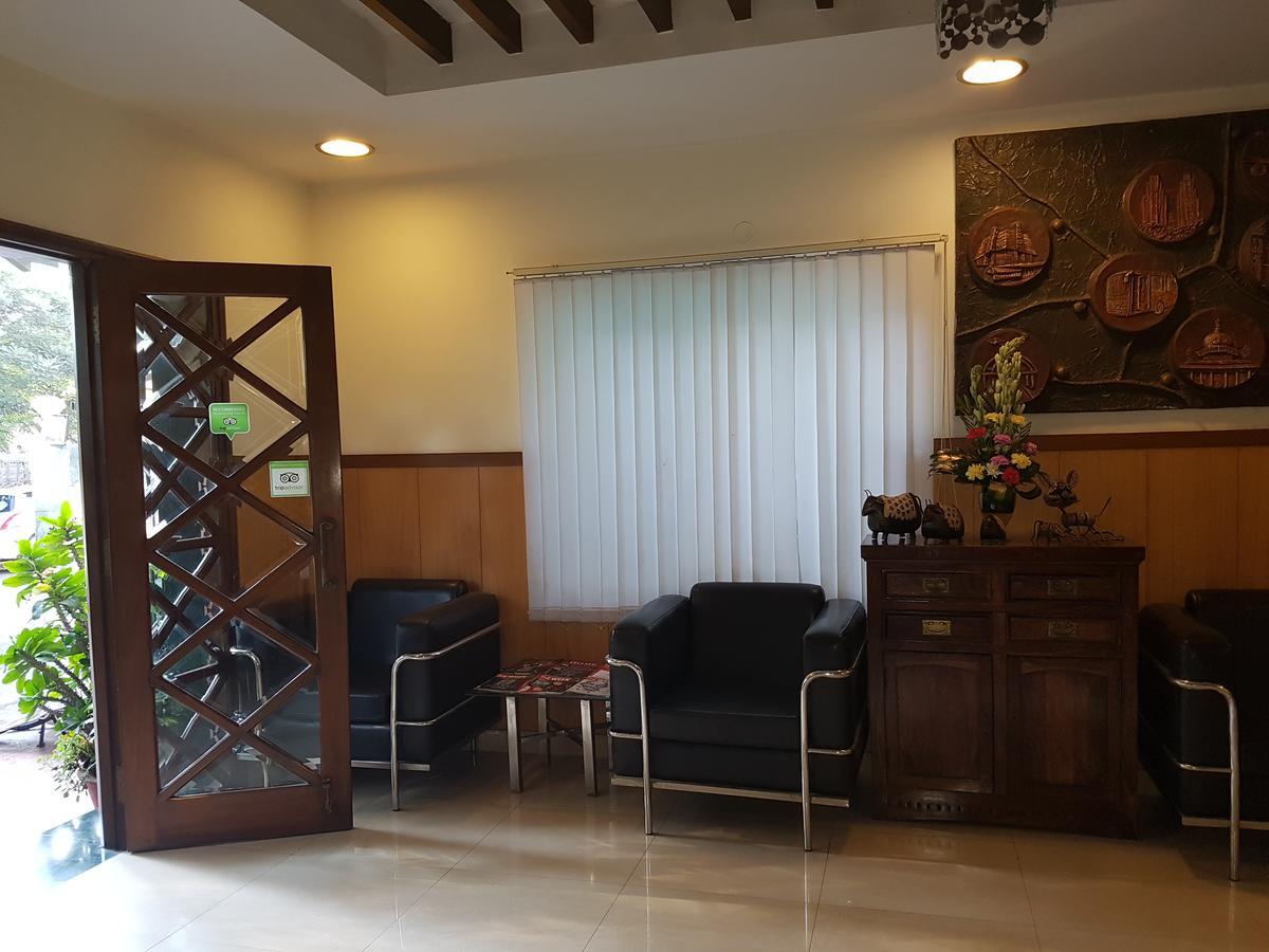 Trinity Suits Hotel Bangalore