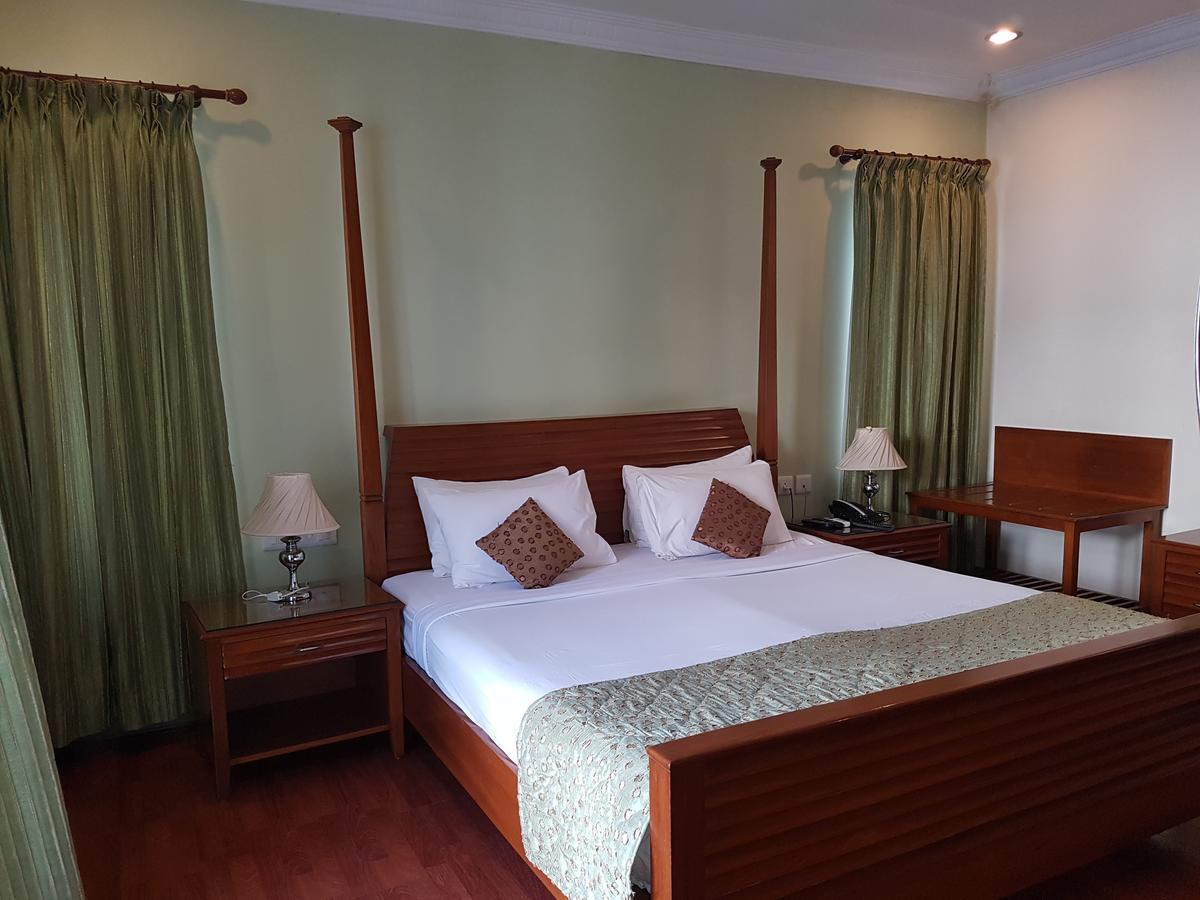 Hotel Trinity Suits Bangalore