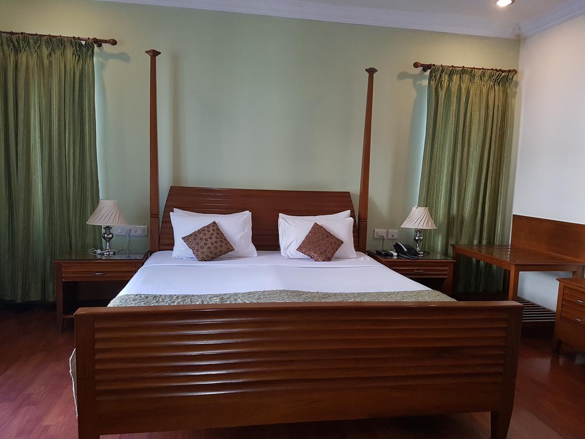 Trinity Suits Hotel Bangalore