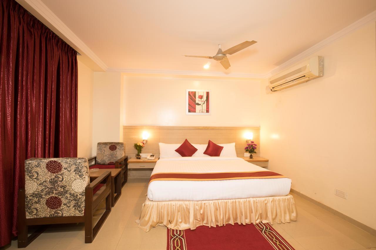 Select Hotel