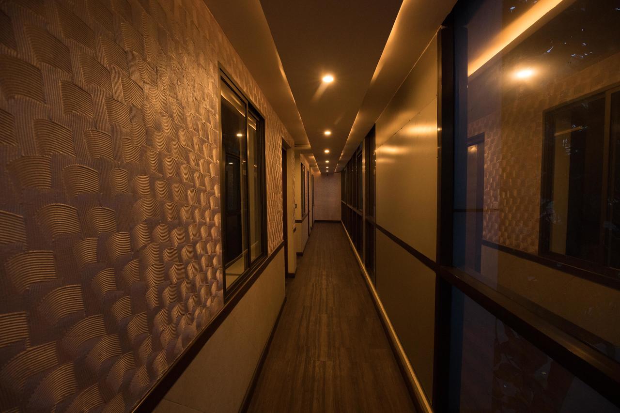 Select Hotel 2*