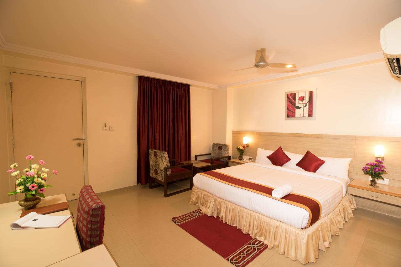 Select Hotel 2*