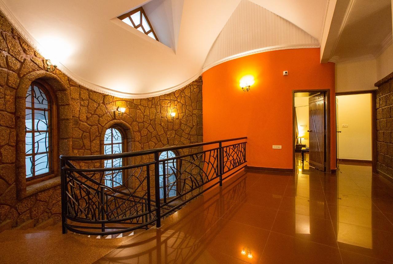 Redstone And Guest house 3*