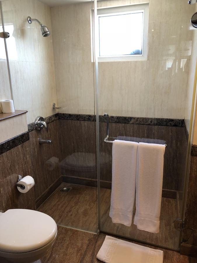 Hotel The Hhi Select