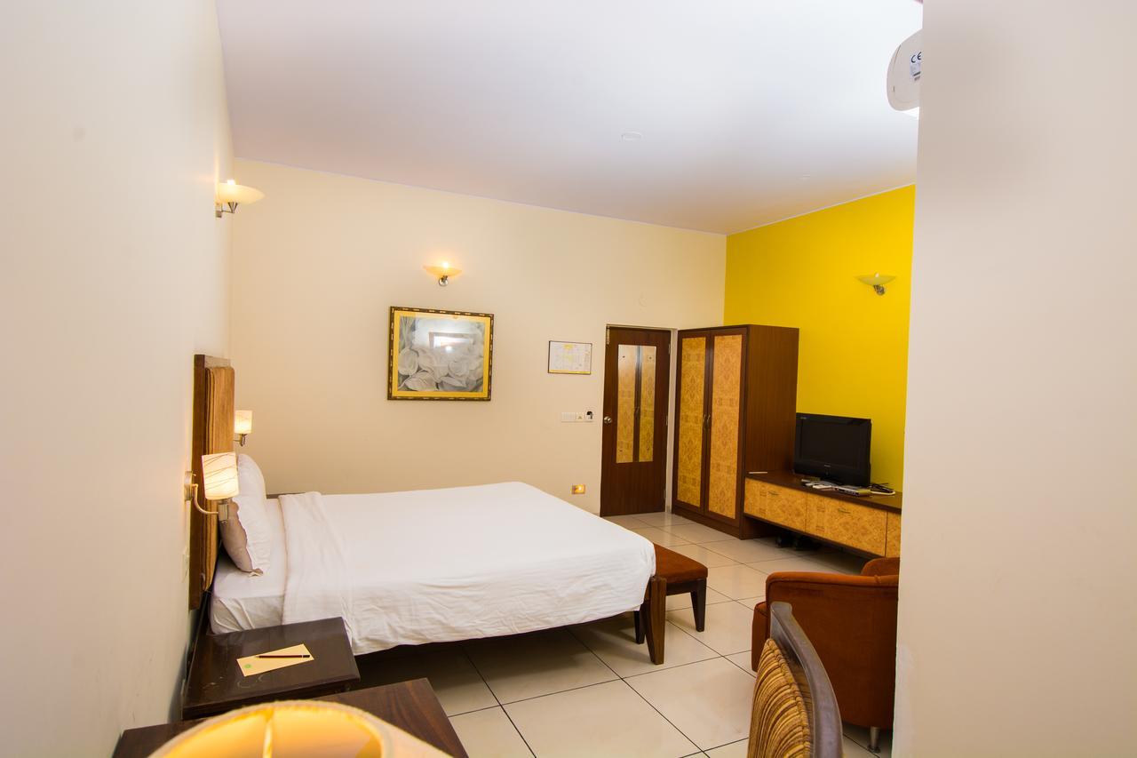 Mayflower Hayz Boutique Hotel
