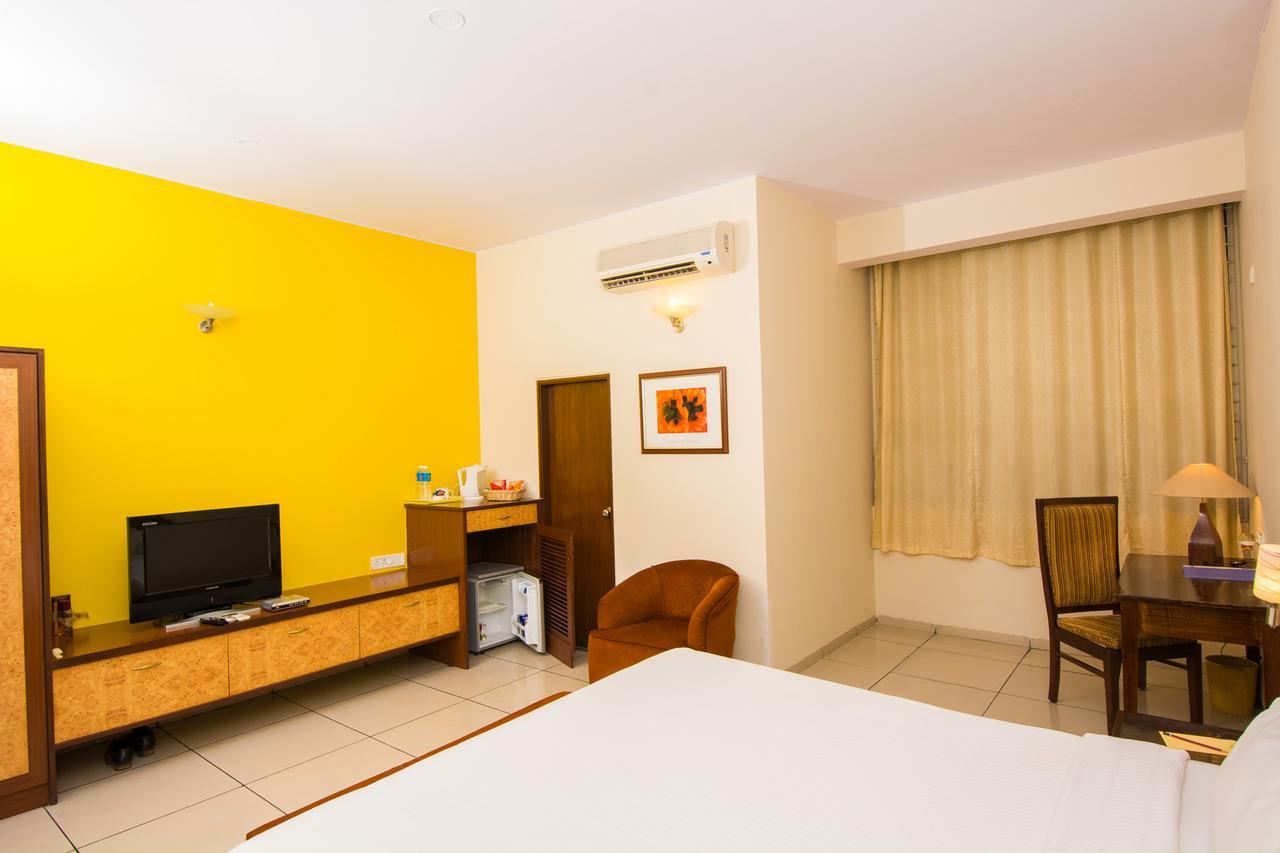 Mayflower Hayz Boutique Hotel