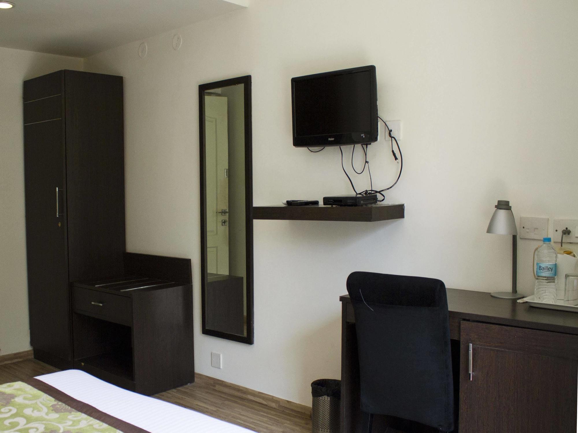 Oyo Indiranagar Double Road
