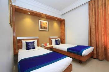 Oyo Indiranagar 100 Ft Road 3*