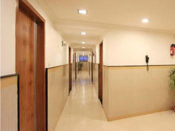 Oyo Indiranagar 100 Ft Road 3*