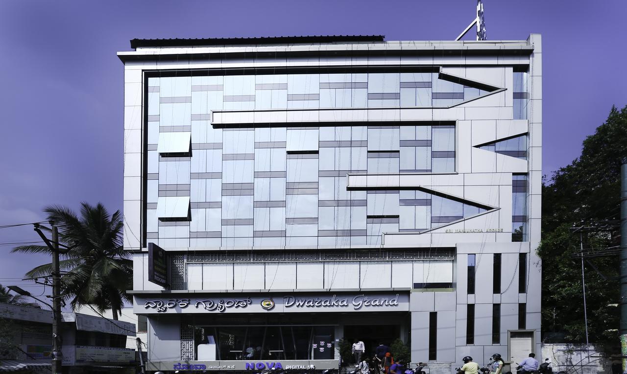 Oyo 30525 Dwarka Grand Bangalore