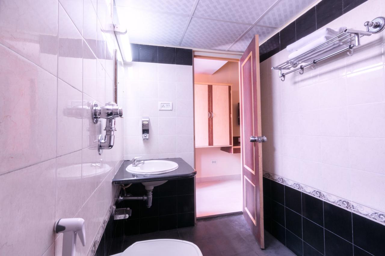 Octave Plaza Hotel 3*