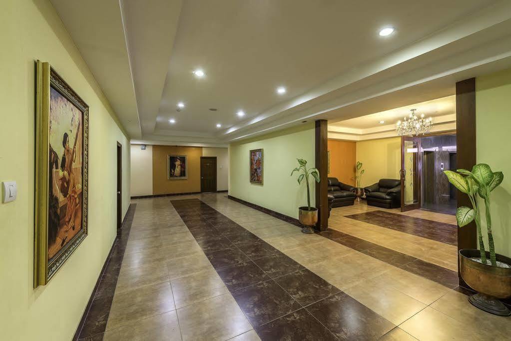 Treebo Crystal Castle Hotel Bangalore