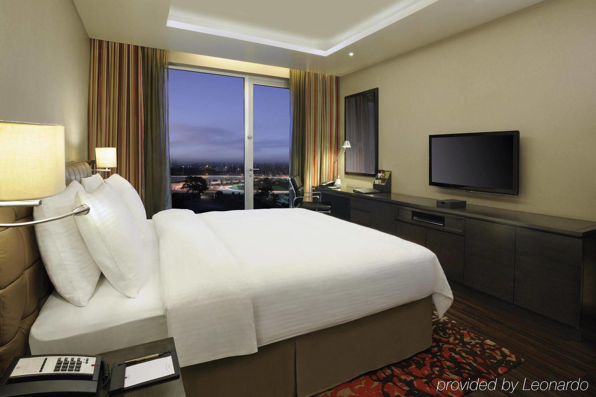 Doubletree By Hilton Outer Ring Road Hotel Bangalore