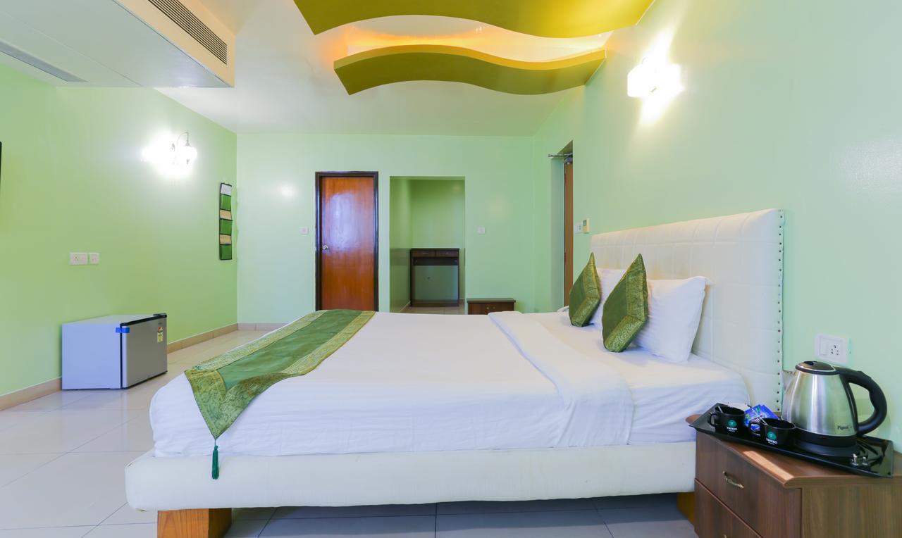 Bed & Breakfast Treebo Trip Cynosure Suites