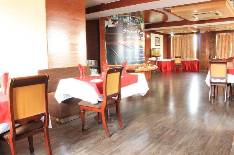 Brigade Royale Hotel 3*